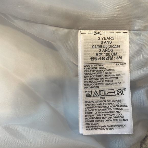 **Sold Gap size 3T toddler maxi cold control coat. NWT - Picture 3 of 6